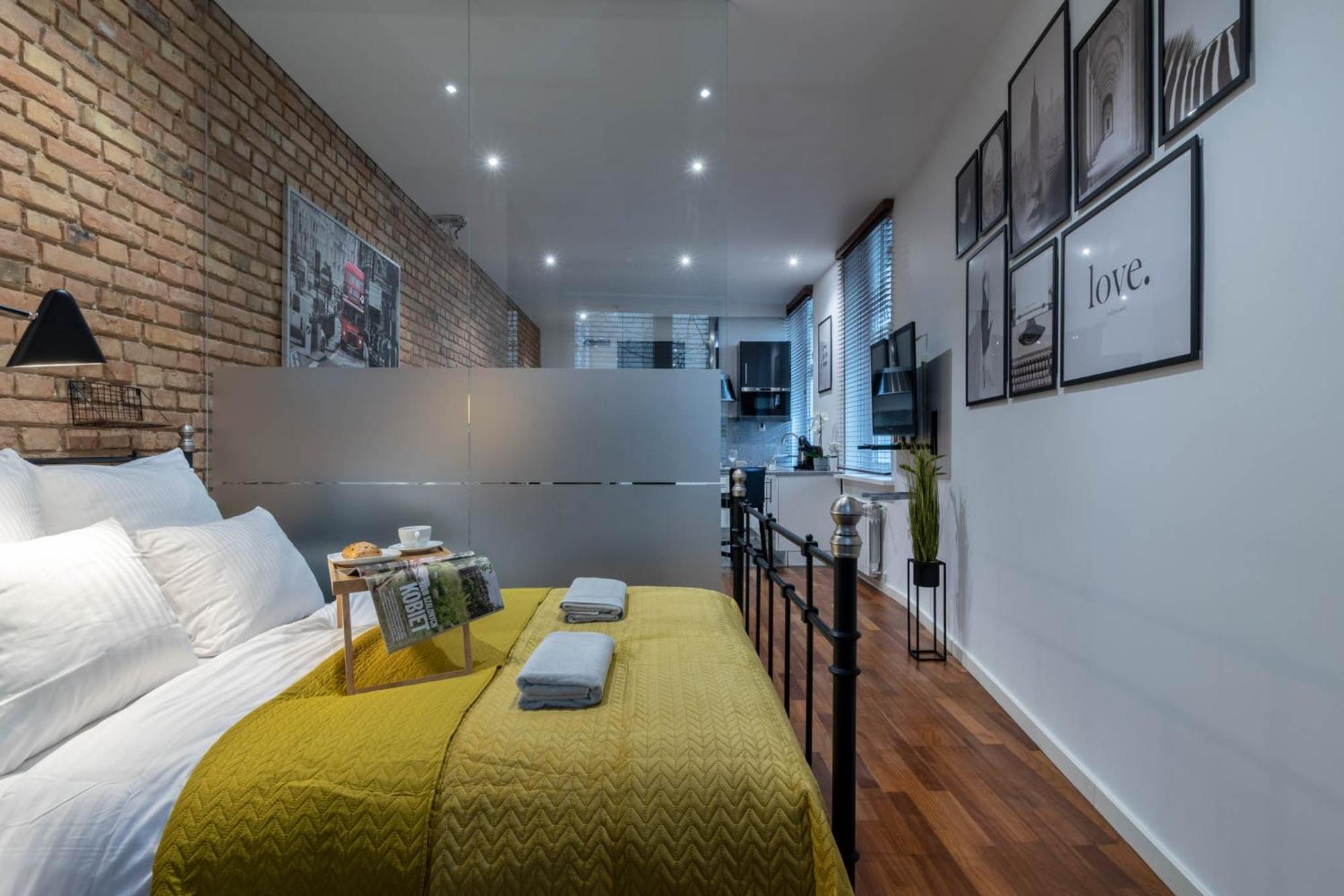 Simply In The Center Spot Apartment พอซนาน ภายนอก รูปภาพ